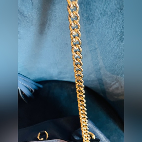 Magnificent Authentic Classic Gucci bag- great condition!! - Picture 8 of 11